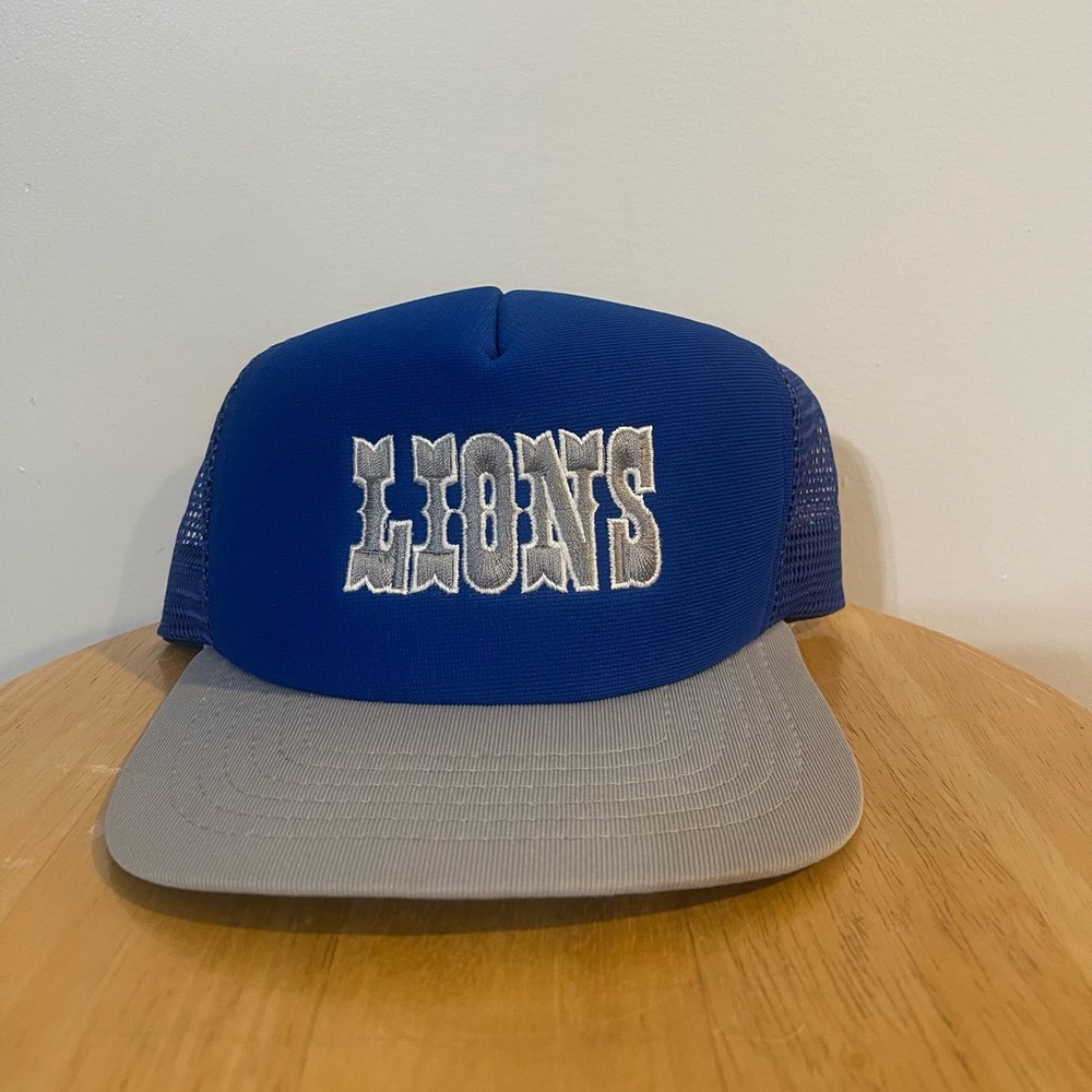 Vintage New Era Detroit Lions spell out snapback hat.